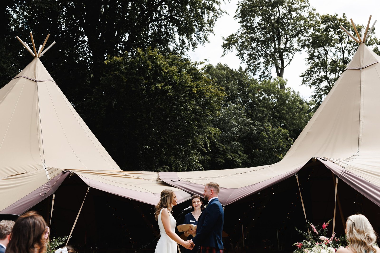 bodkin house wedding | cotswolds wedding marquee | London wedding photographer Lauren Squire Photography